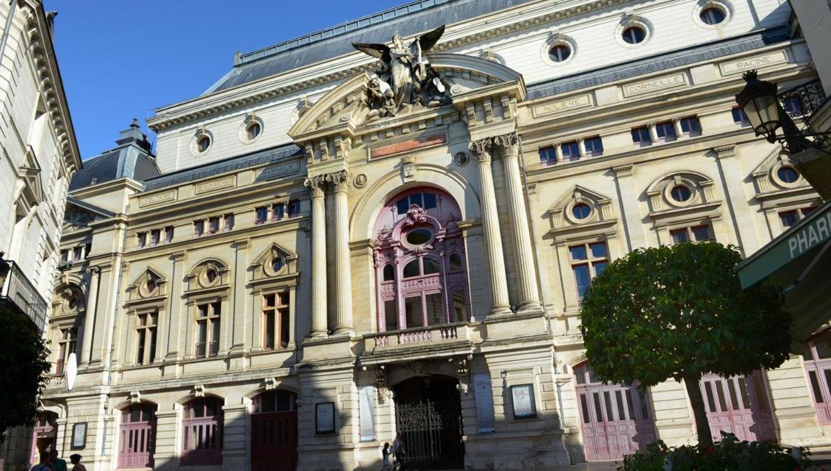 Apartamento L'Historique / Basilique St Martin Tours Exterior foto